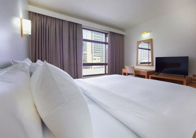 Deluxe Room - King