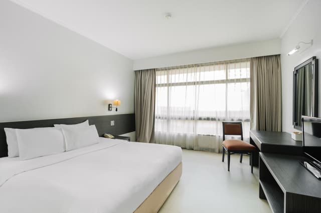 Deluxe Room - King