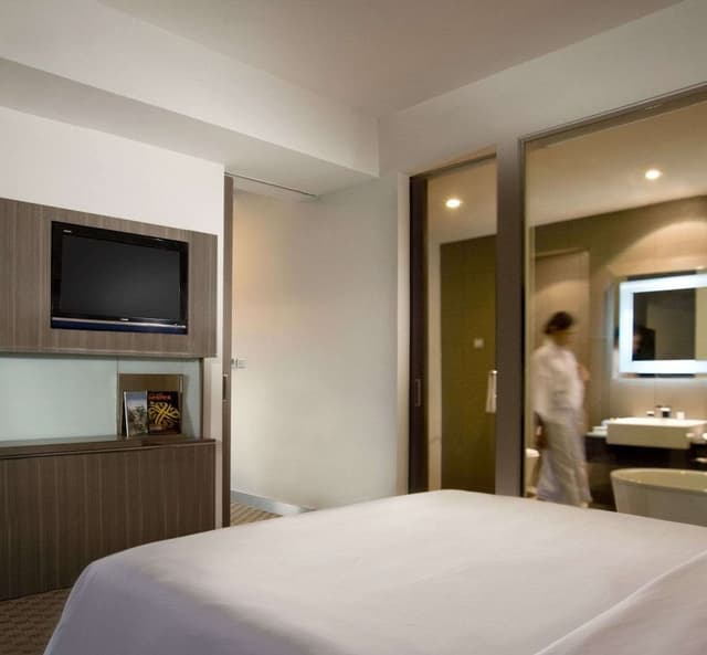 Suite, 1 King Bed