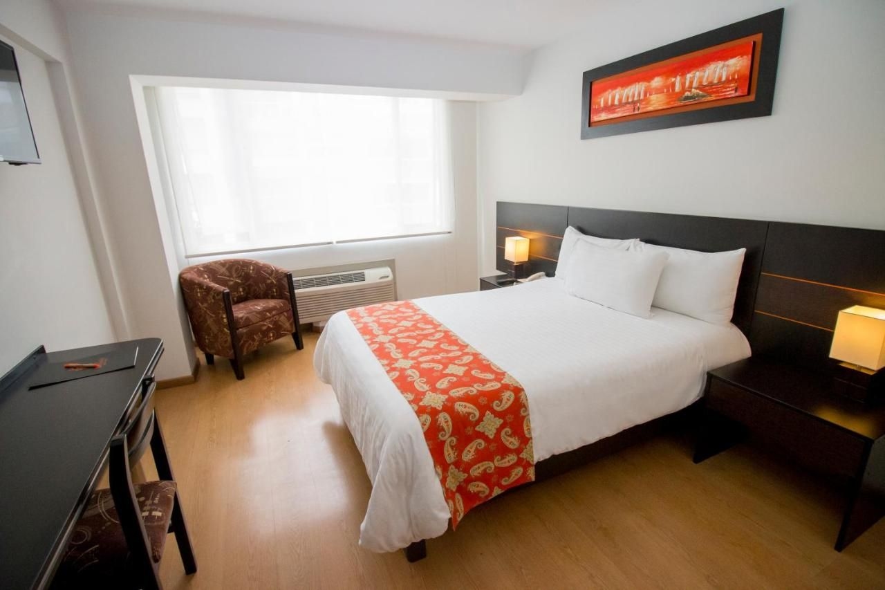 Hotel Britania Miraflores0