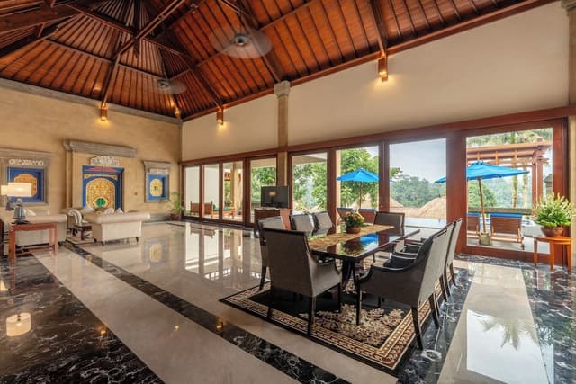 Larasati 4 Bedrooms Villa, Private Pool