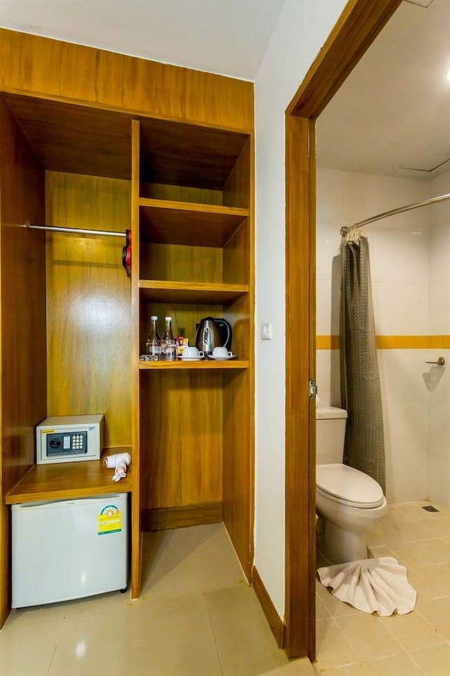 Economy Room, Non Smoking, Ensuite