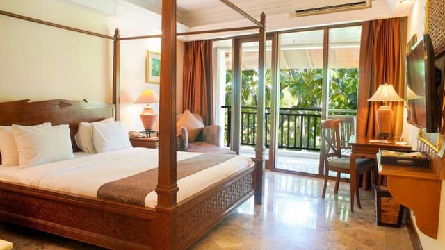 Sultan Suite