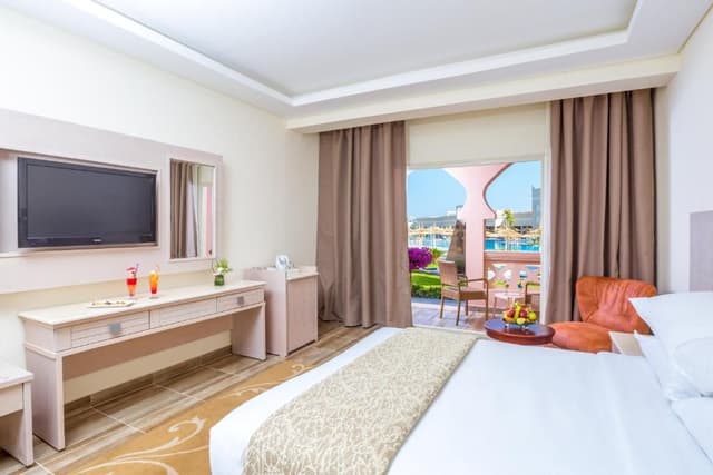 Deluxe Double Room with Pool View