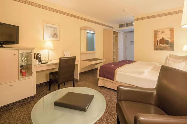 Business Room, 1 Double Bed