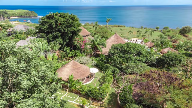 Deluxe Bungalow