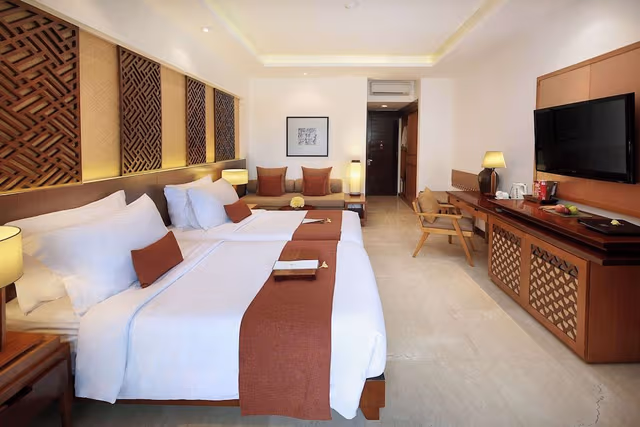 Deluxe Room Twin Bed with Daily Beers