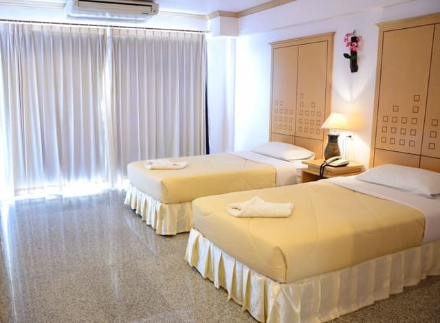 Superior Twin Room
