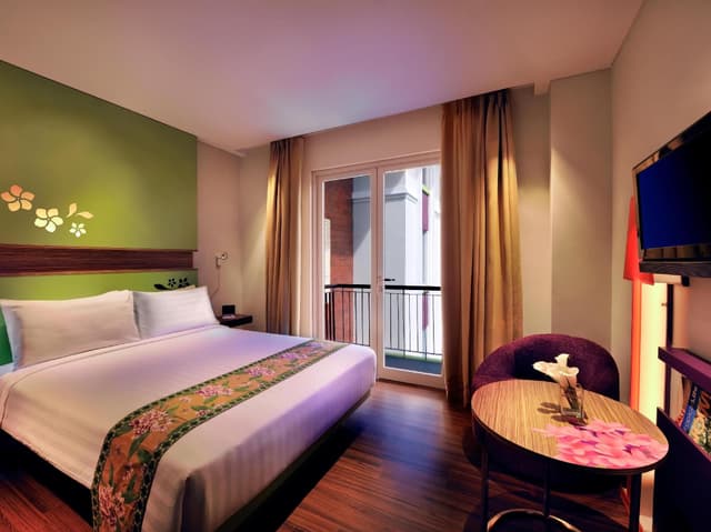 Superior Queen Room Balcony