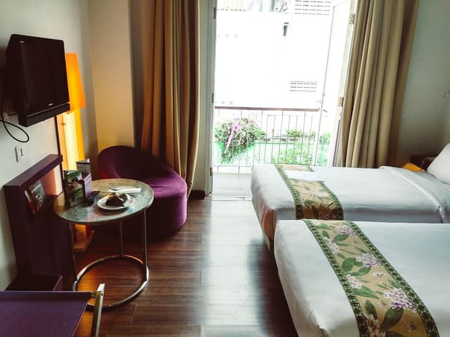 Superior Room, 1 Queen Bed, Balcony