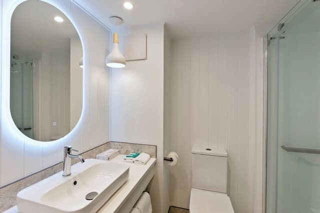 Superior King View Room