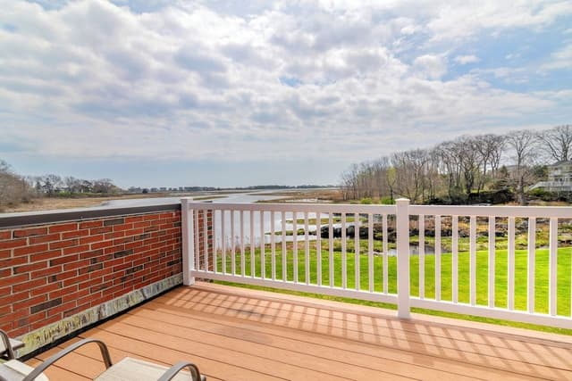 Deluxe Room, 2 Queen Beds, Balcony, River View
