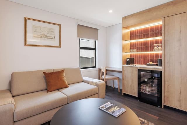 One Bedroom King Suite