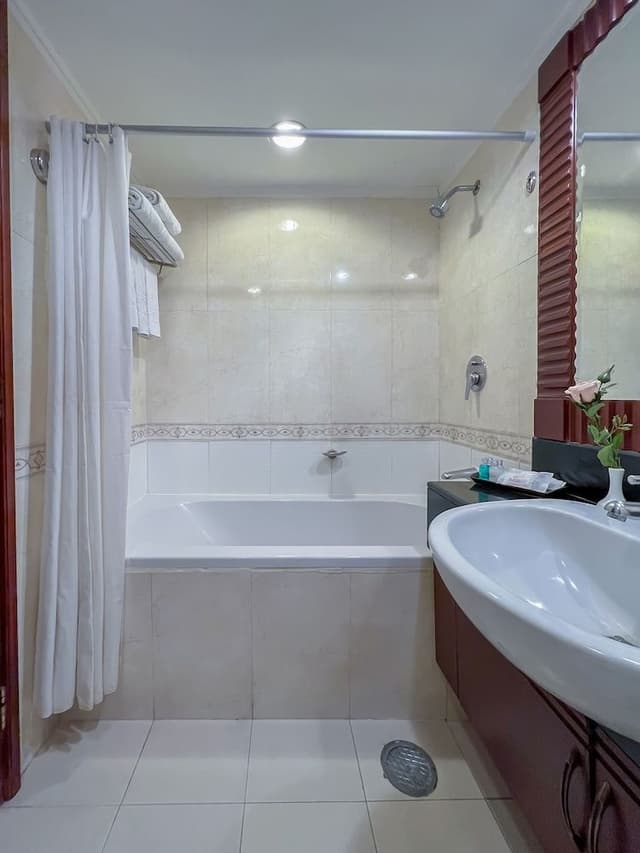 One-Bedroom Suite