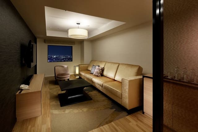 33th-37th Quad Room, Non-Smoking (Panorama Floor)
