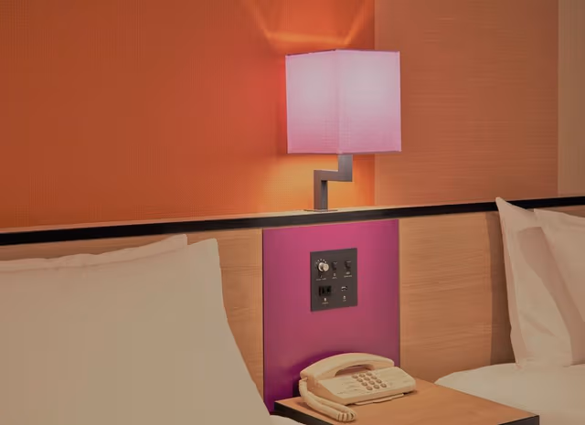26th-32th Deluxe Twin Room, Non-Smoking (High Floor)