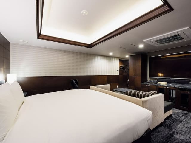 Premier Double Room, Smoking
