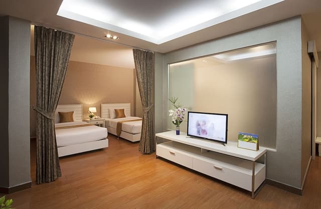 Luxury Suite