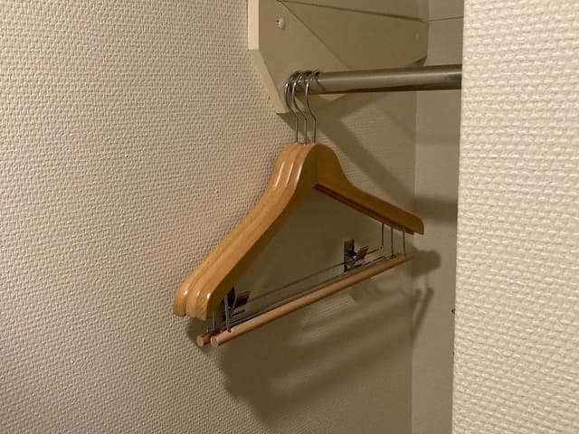 Double Room, Smoking