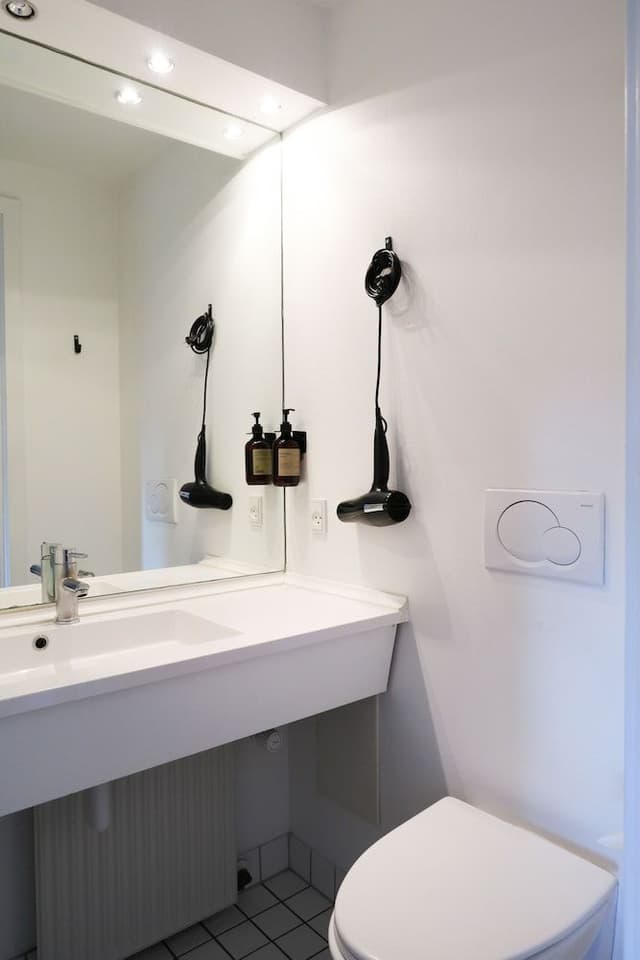 Standard Double Room, 1 Queen Bed, Non Smoking, Courtyard View (Medium)