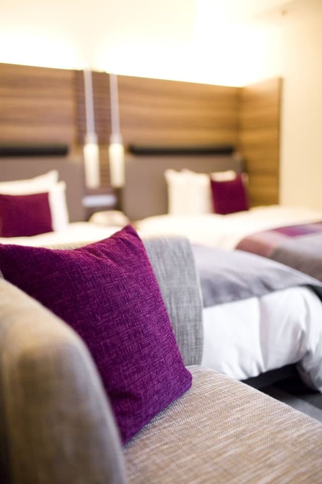 Standard Twin Room, Smoking