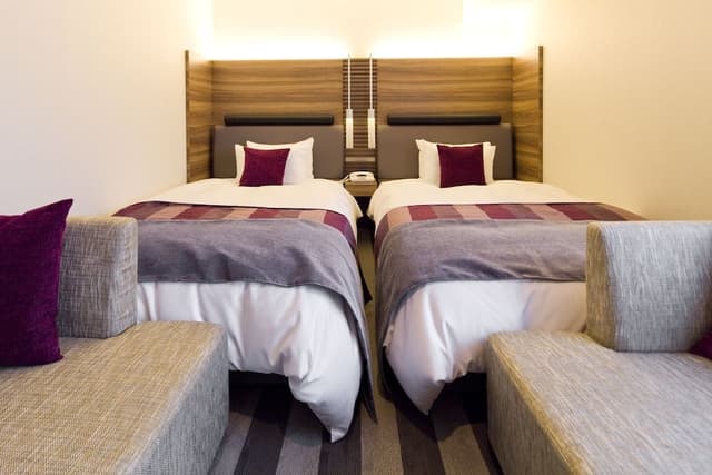 Standard Twin Room, Smoking