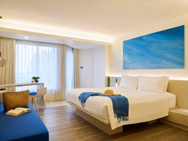Premium Room, 1 King Bed