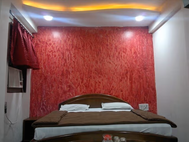 Standard Room (Non A/C)