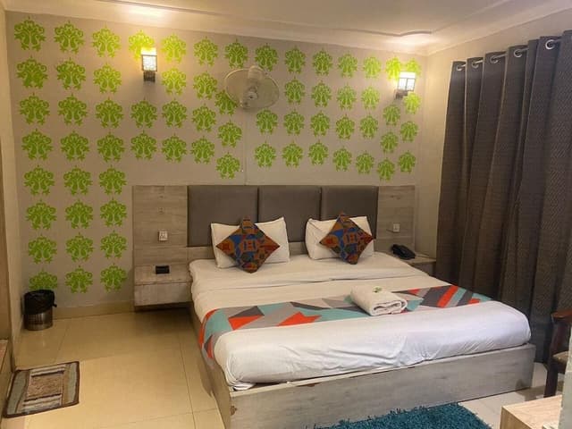 Classic Double Room, City View