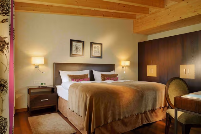 Whymper Suite