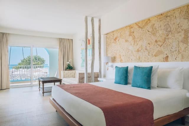 Junior Suite Near Beach