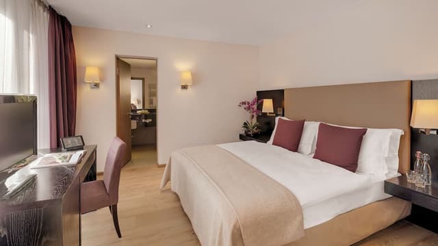 Suite (Promenade)
