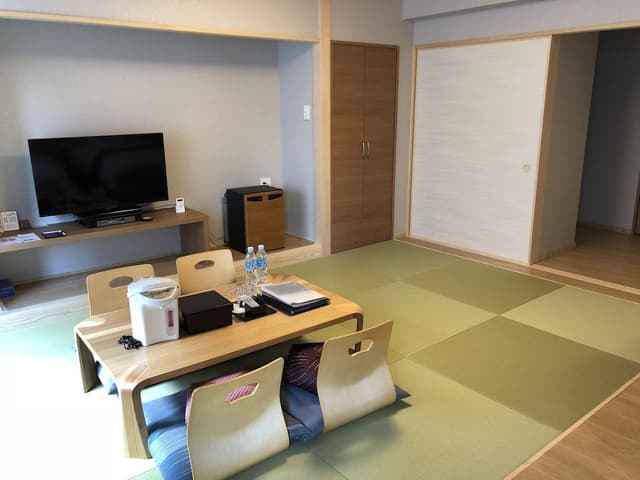 Japanese and western style room Non-smoking