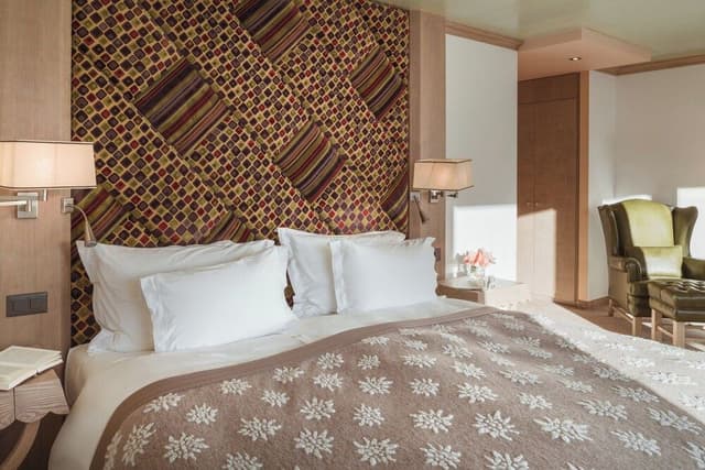 Suite South Facing (85sqm)