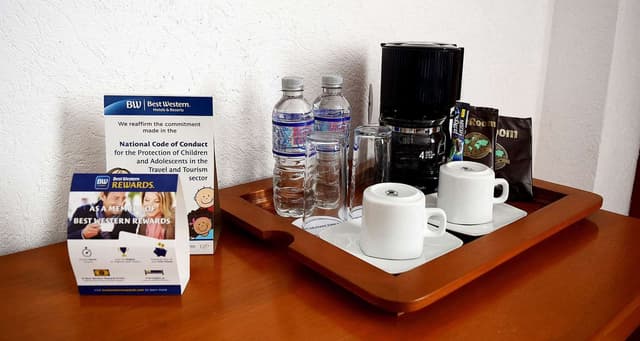 1 King Bed, Non-Smoking, Hairdryer, Coffee Maker