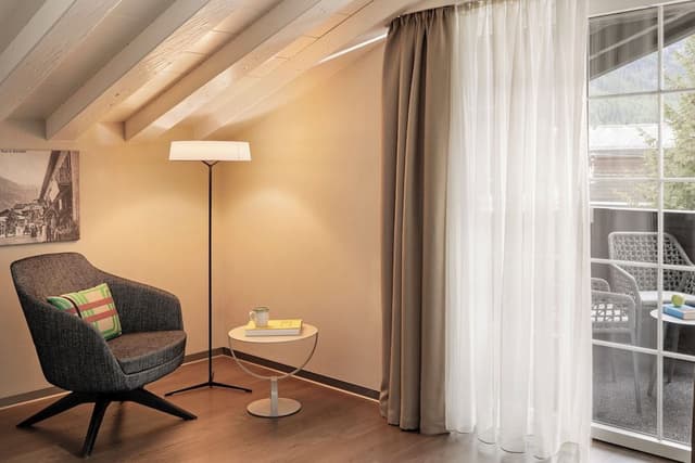 Friends & Family View Suite