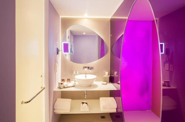 Trendy Ocean View Playful Experience
