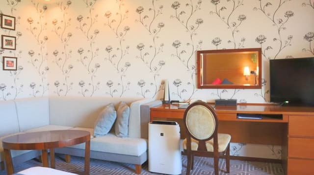 Premier Twin Room, Non Smoking