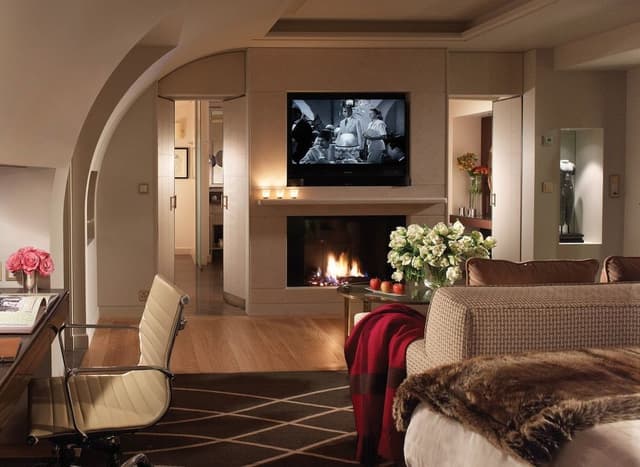 Suite, 1 King Bed (Loft)