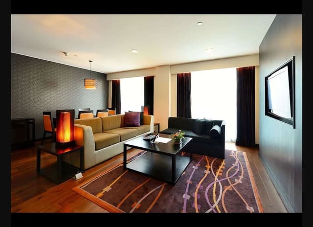 One Bedroom Premium Suite