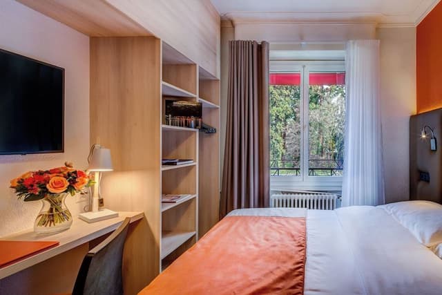 Classic Room, 1 Queen Bed