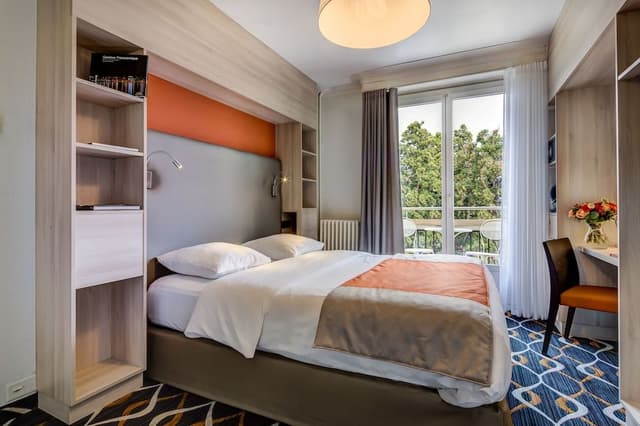 Classic Room, 1 Queen Bed