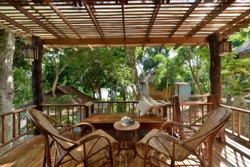 Grand Deluxe Partial Sea View Room