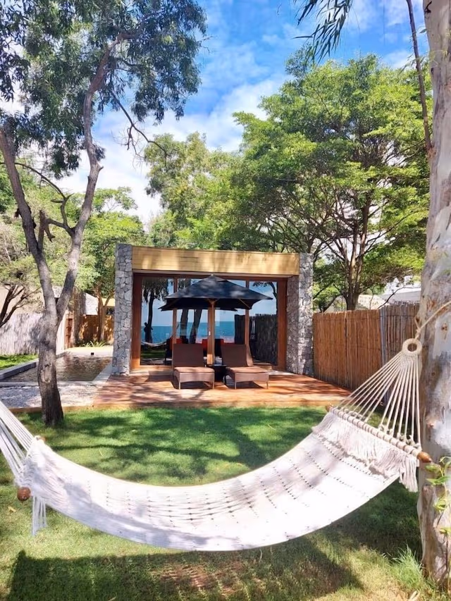 Deluxe Oceanfront Pool Villa