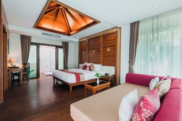 Jacuzzi Villa