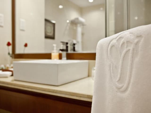 Executive Deluxe King Room