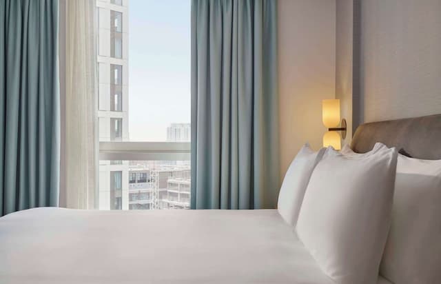 Studio, 1 King Bed, Kitchenette, Park View