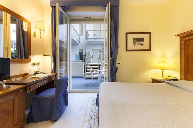 Classic Double Room, Balcony
