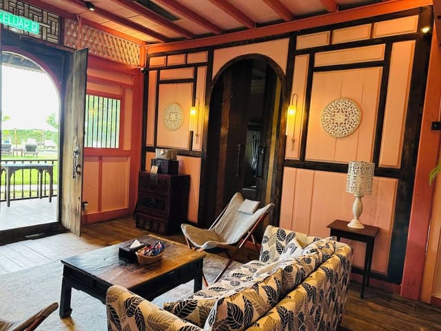 Johor House with Pool View