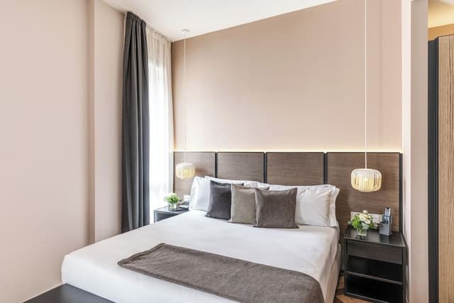 Executive Room, City View